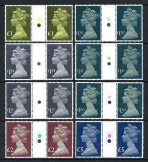QEII High Vlaue definitive set SG 1026b - 1028 Traffic light gutter pairs - U/M